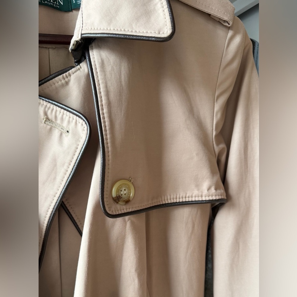 Ralph Lauren Beige Double-Breasted Classic Trench Coat - Picture 5 of 9